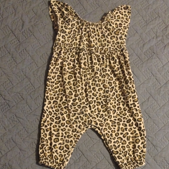 Old Navy Kids Leopard Print Romper - Picture 1 of 6